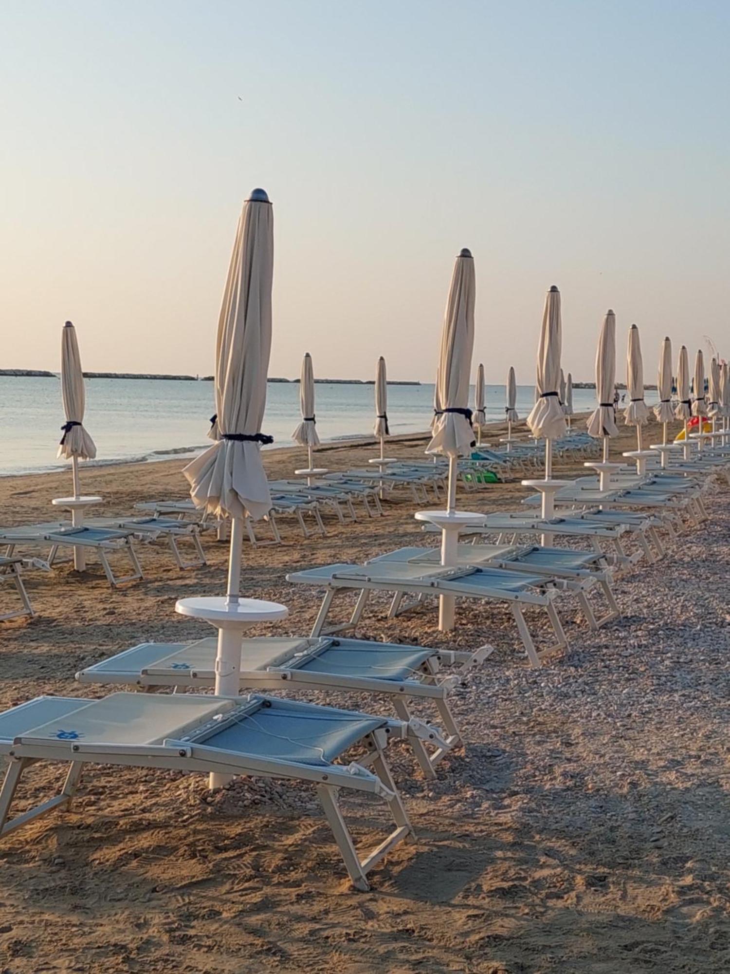 La Conchiglia Porto SantʼElpidio Exterior foto